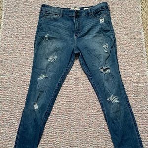 hollister jeans